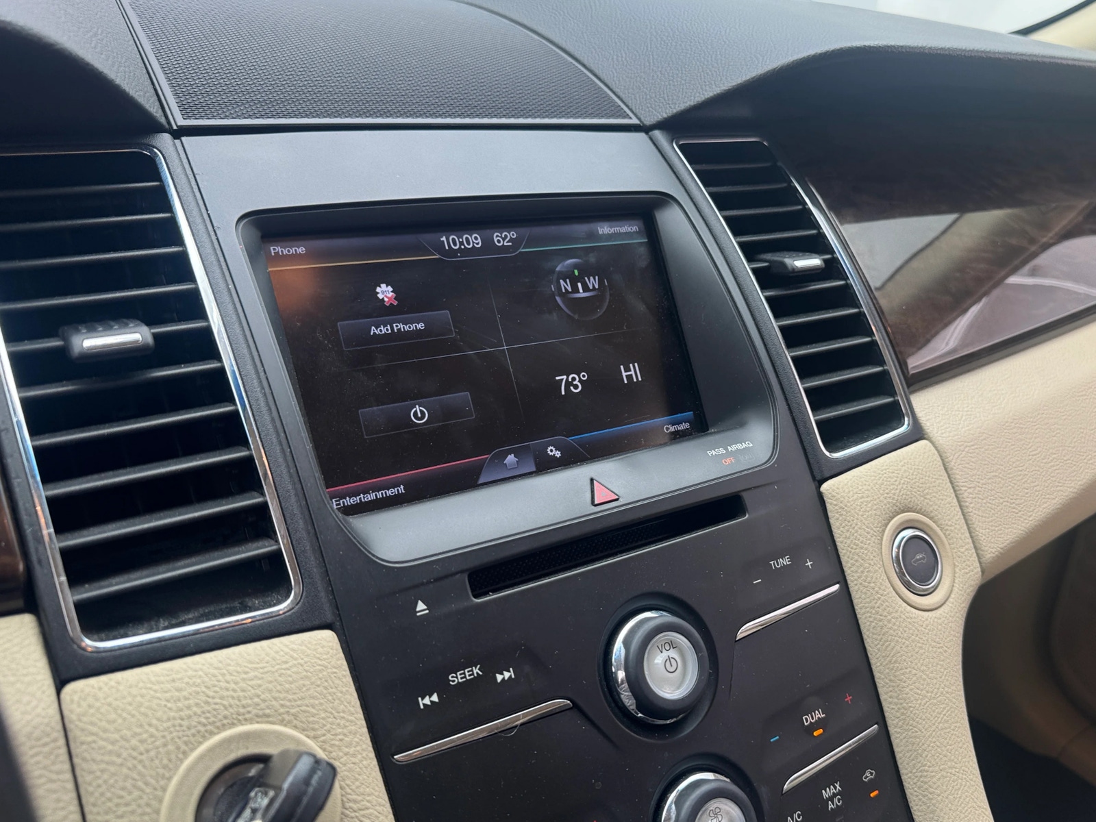 Thumbnail: 2013 Ford Taurus - 3