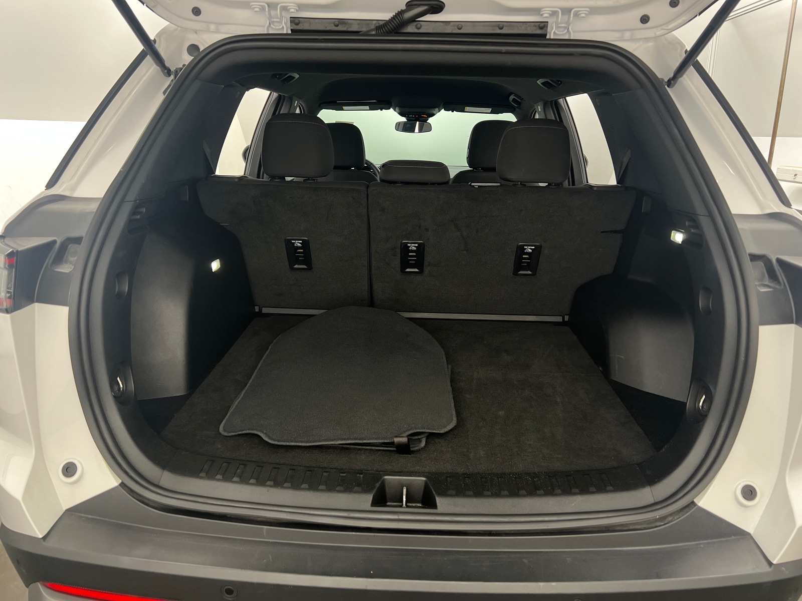 Thumbnail: 2025 Chevrolet Equinox - 7