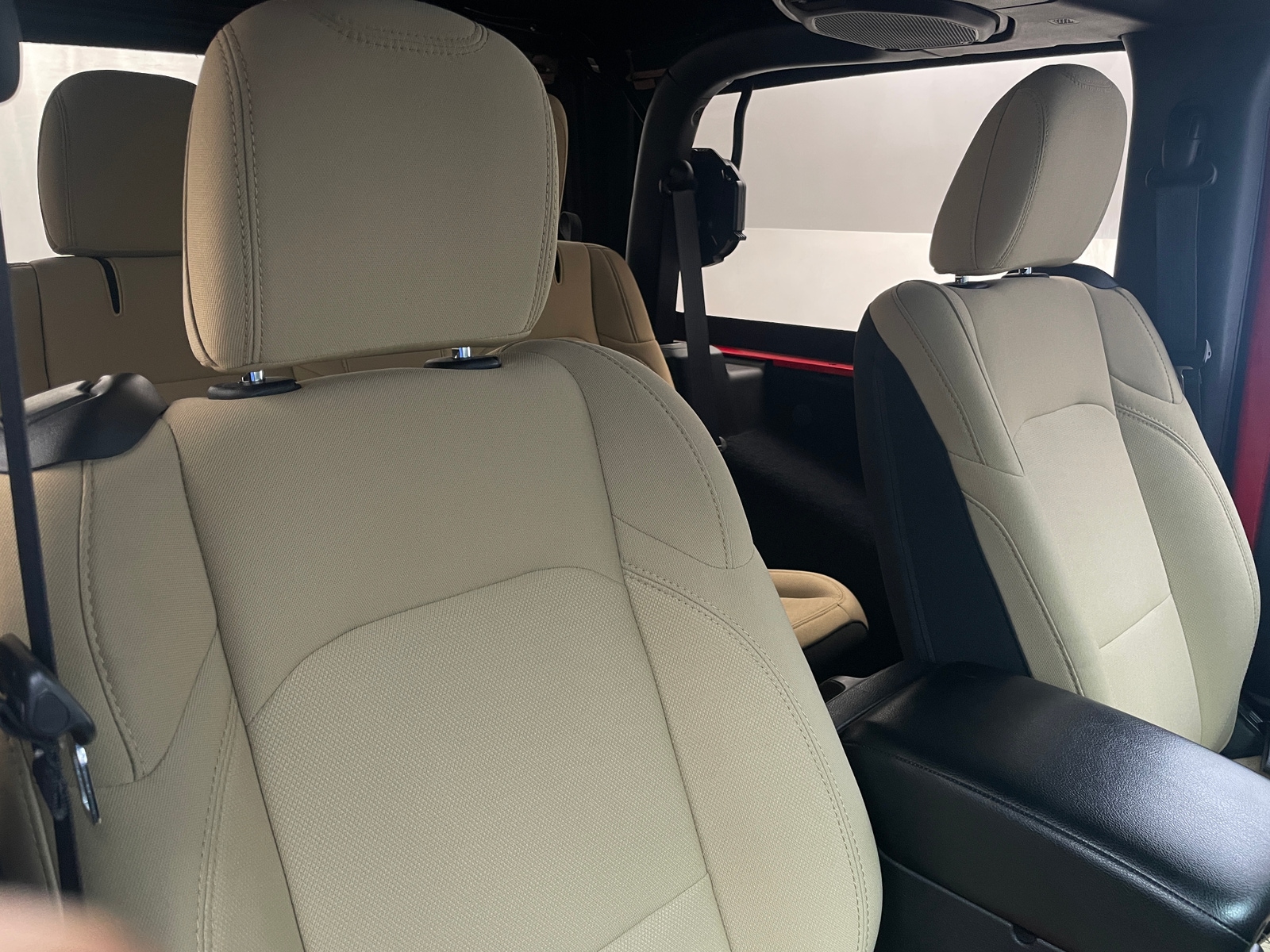 Thumbnail: 2019 Jeep Wrangler - 2