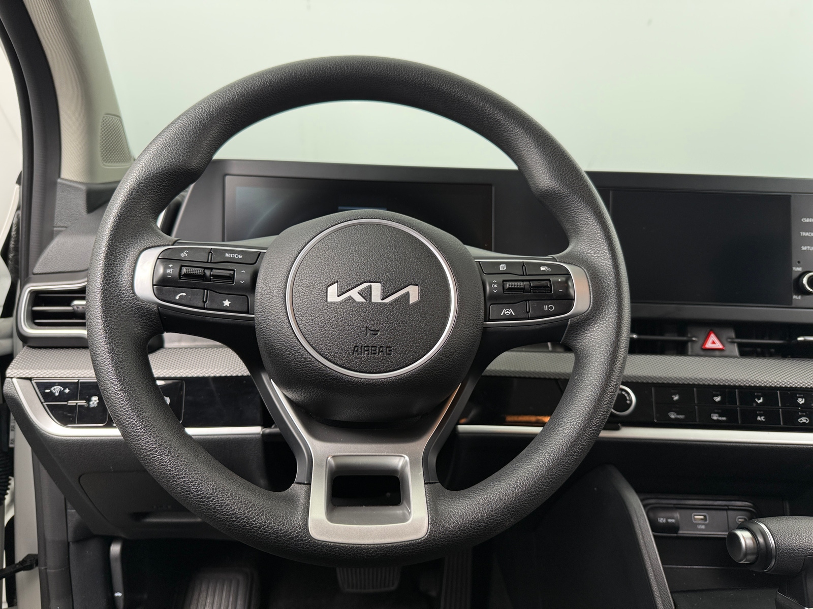 Thumbnail: 2025 Kia Sportage - 5