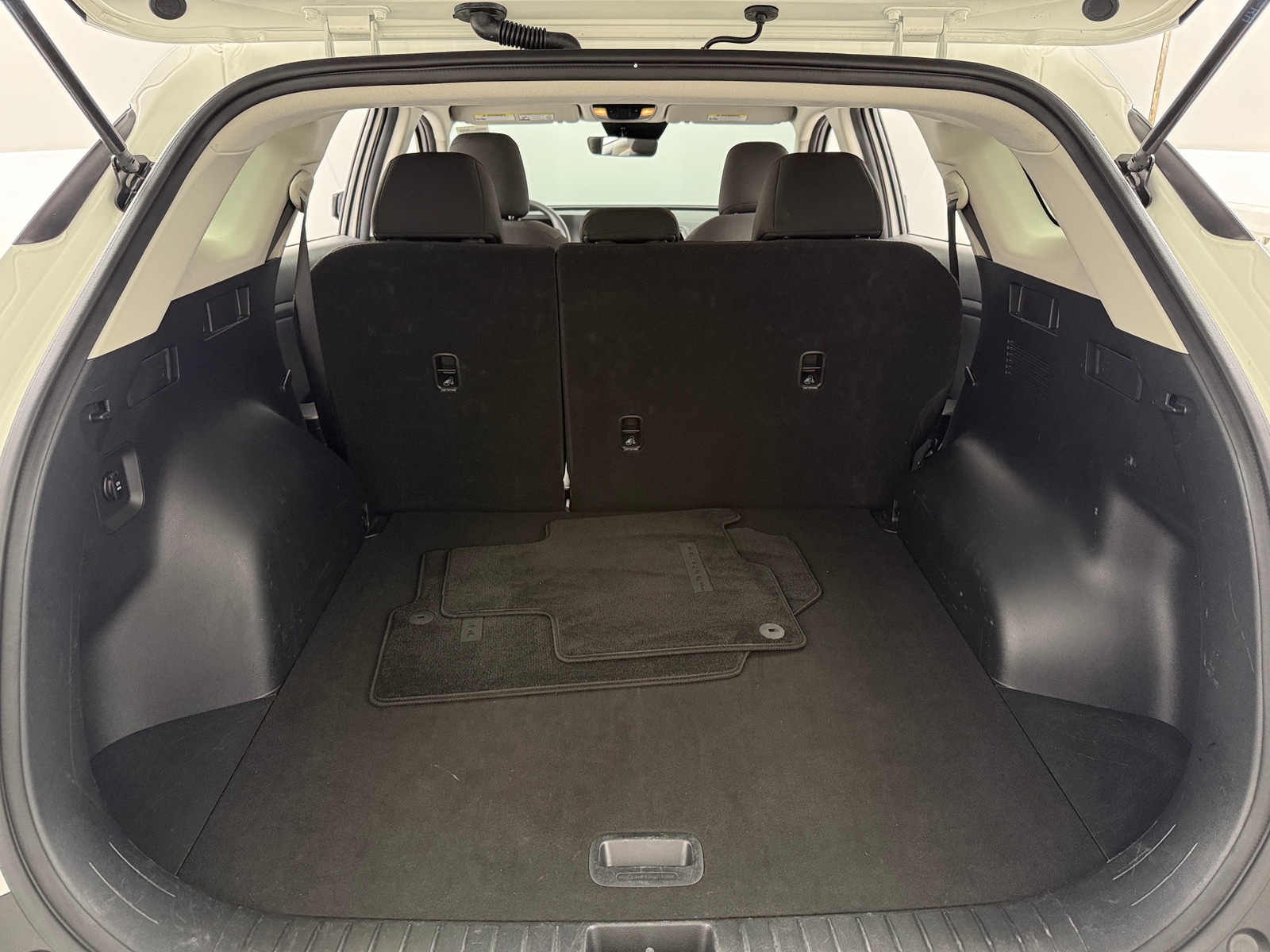 Thumbnail: 2025 Kia Sportage - 7