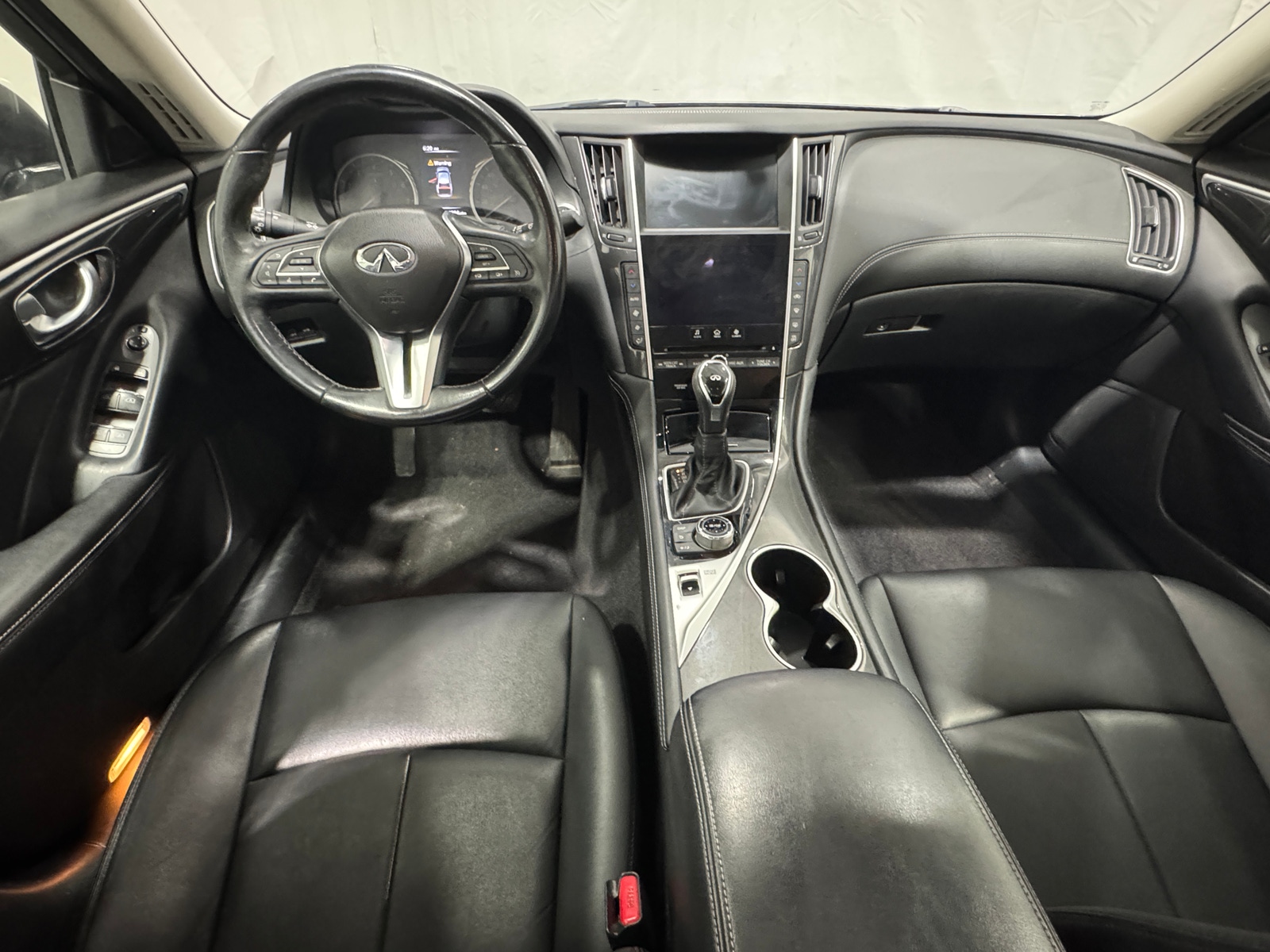 Thumbnail: 2018 INFINITI Q50 - 2