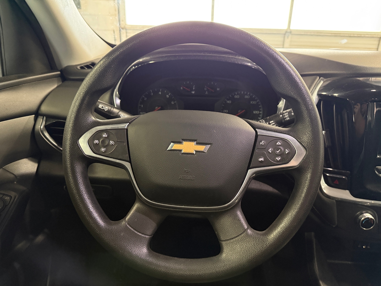 Thumbnail: 2020 Chevrolet Traverse - 5