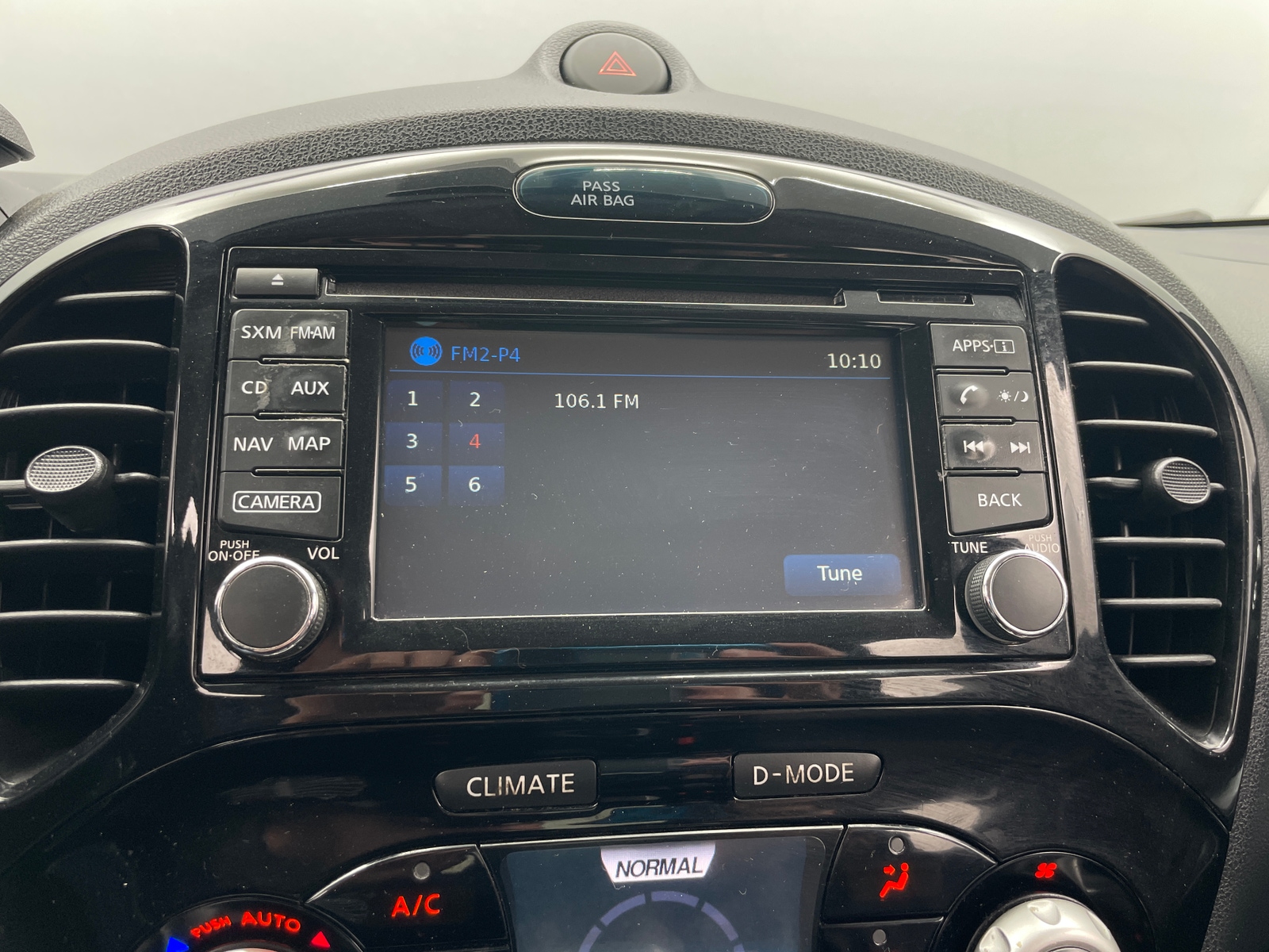 Thumbnail: 2014 Nissan Juke - 3