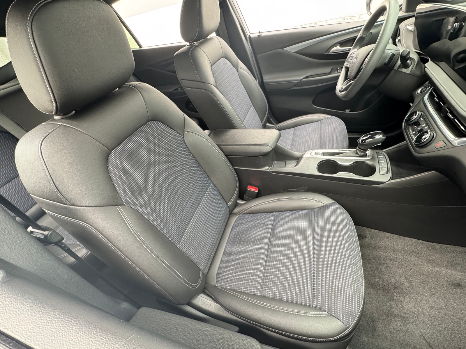 Thumbnail: 2025 Buick Envista - 2