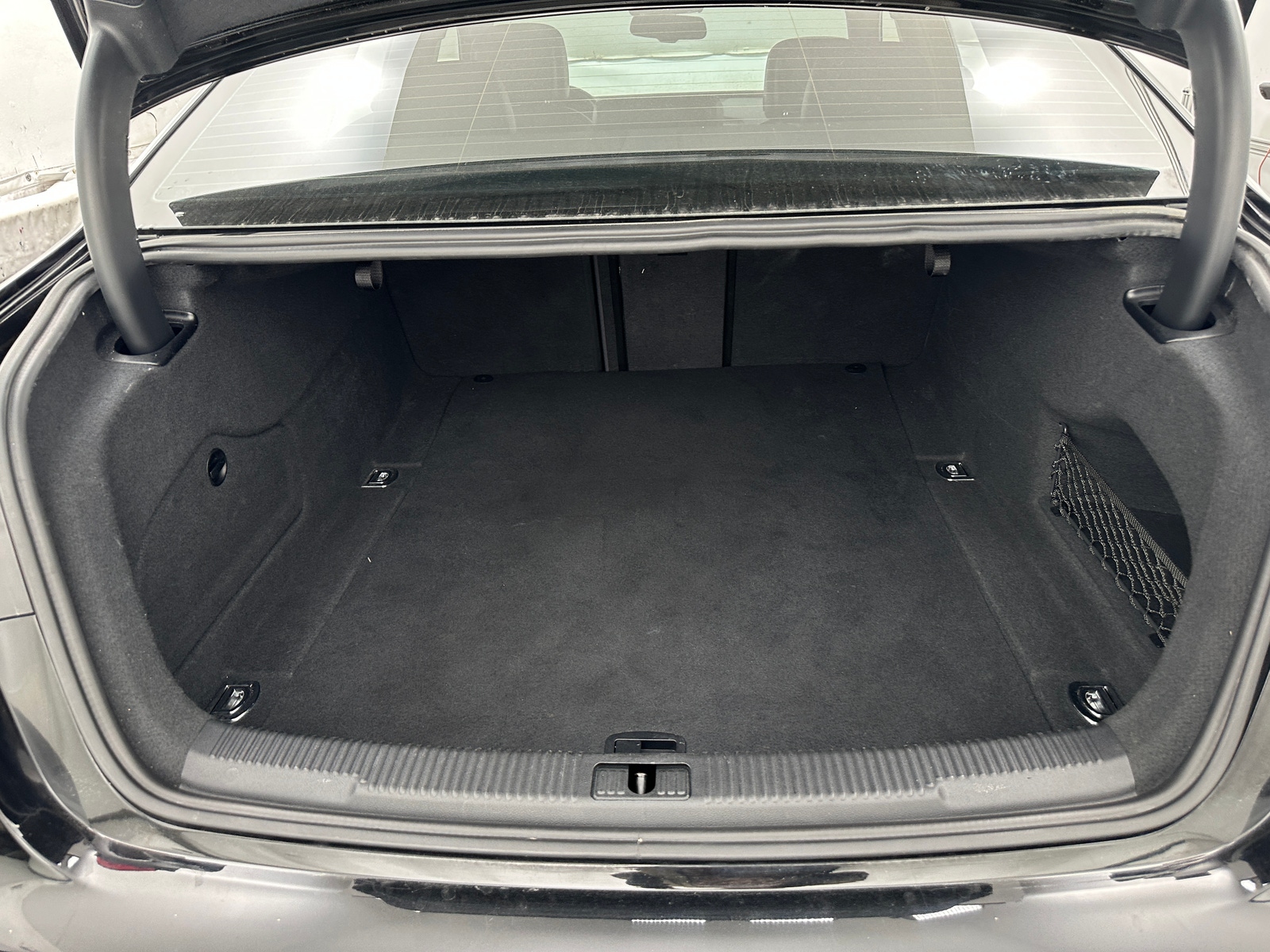 Thumbnail: 2017 Audi A6 - 6