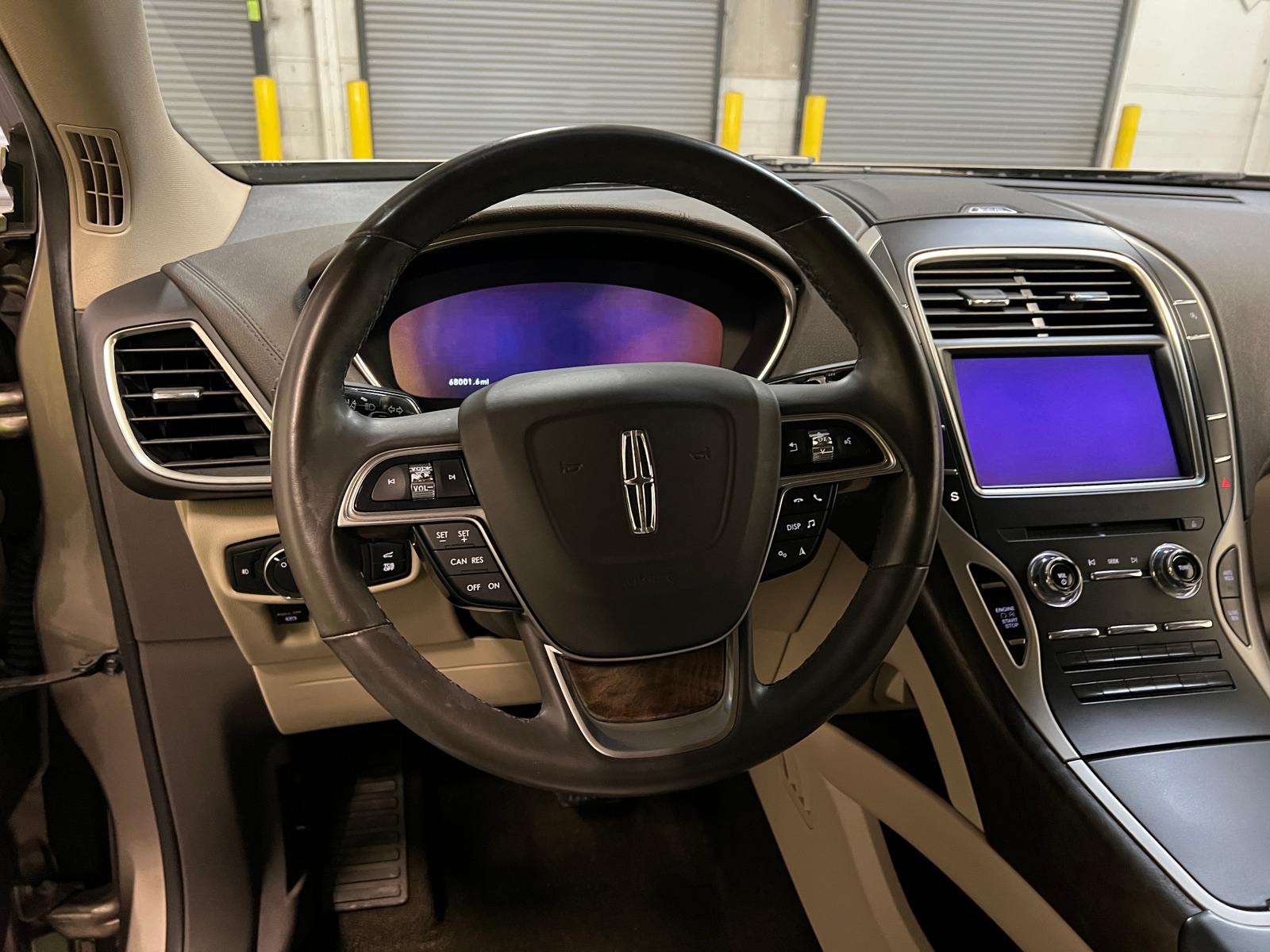 Thumbnail: 2020 Lincoln Nautilus - 4