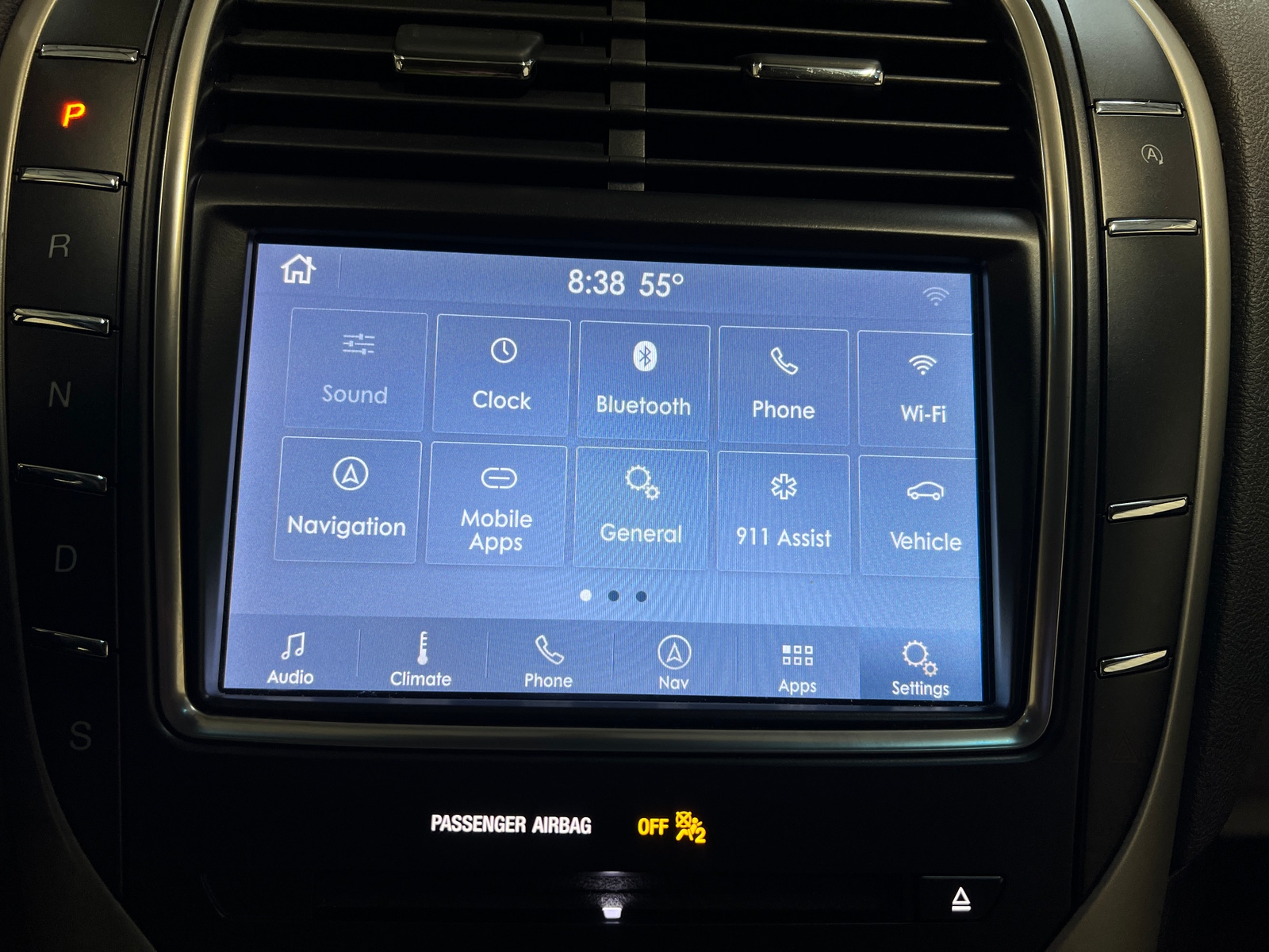 Thumbnail: 2020 Lincoln Nautilus - 3