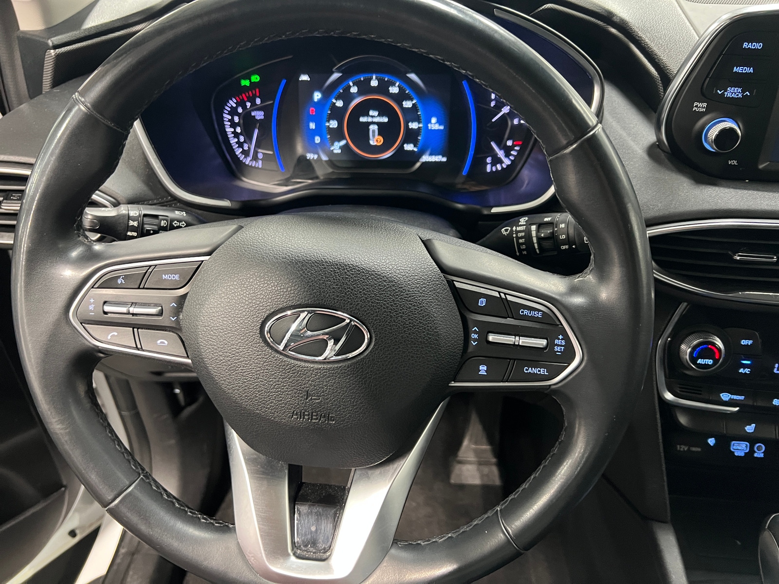 Thumbnail: 2020 Hyundai Santa Fe - 5