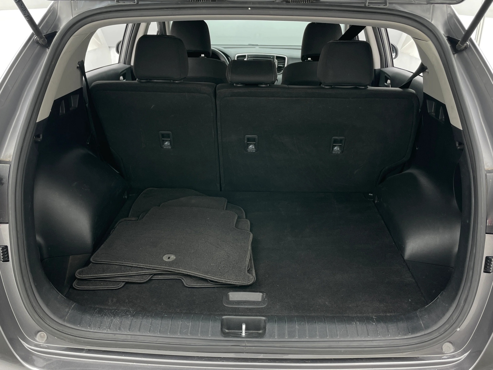 Thumbnail: 2019 Kia Sportage - 7