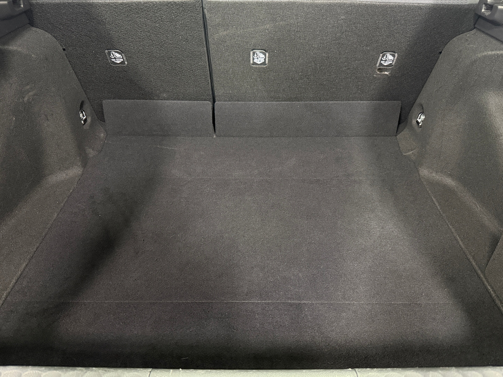 Thumbnail: 2025 Toyota Prius - 7