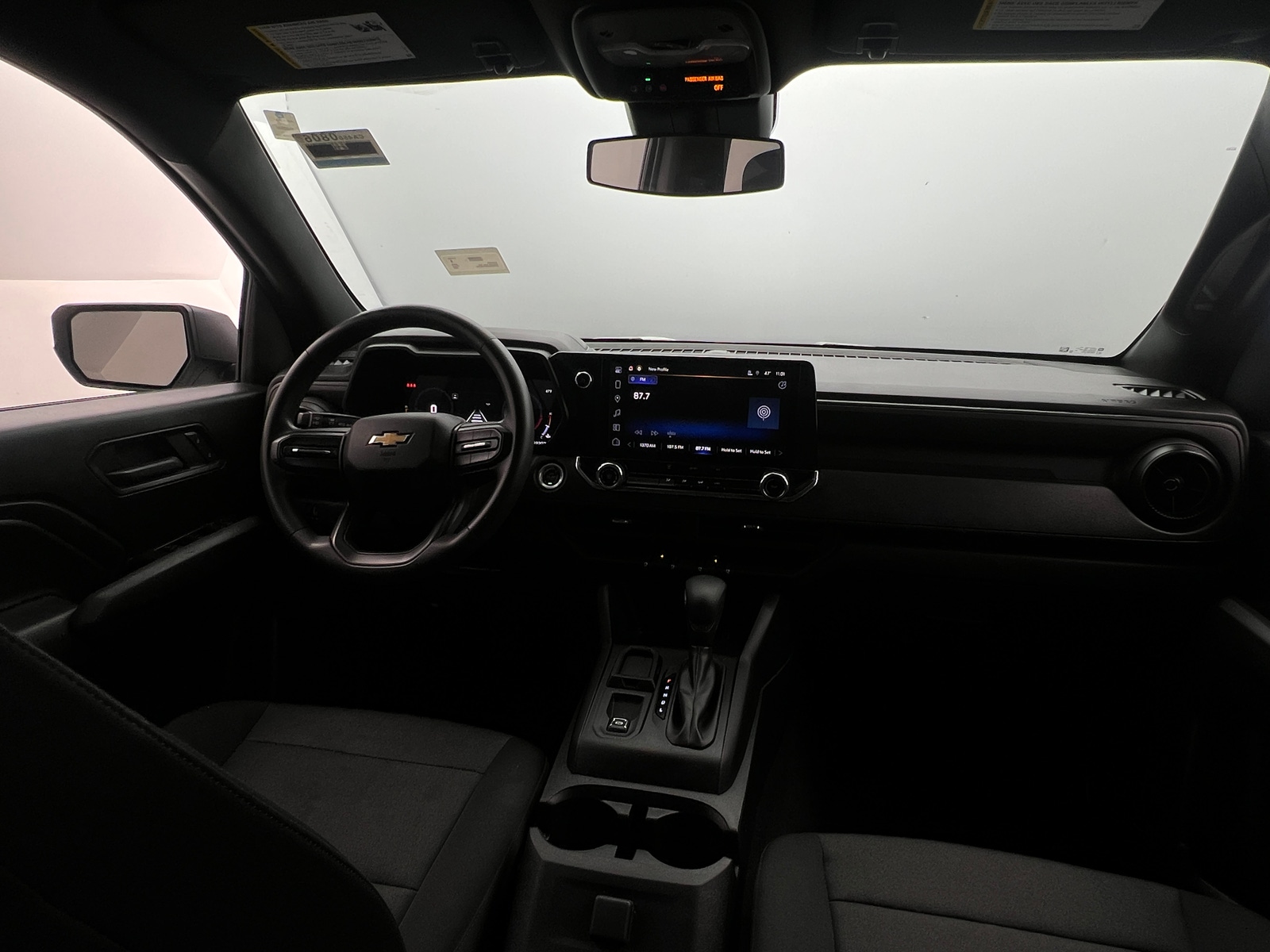 Thumbnail: 2024 Chevrolet Colorado - 3