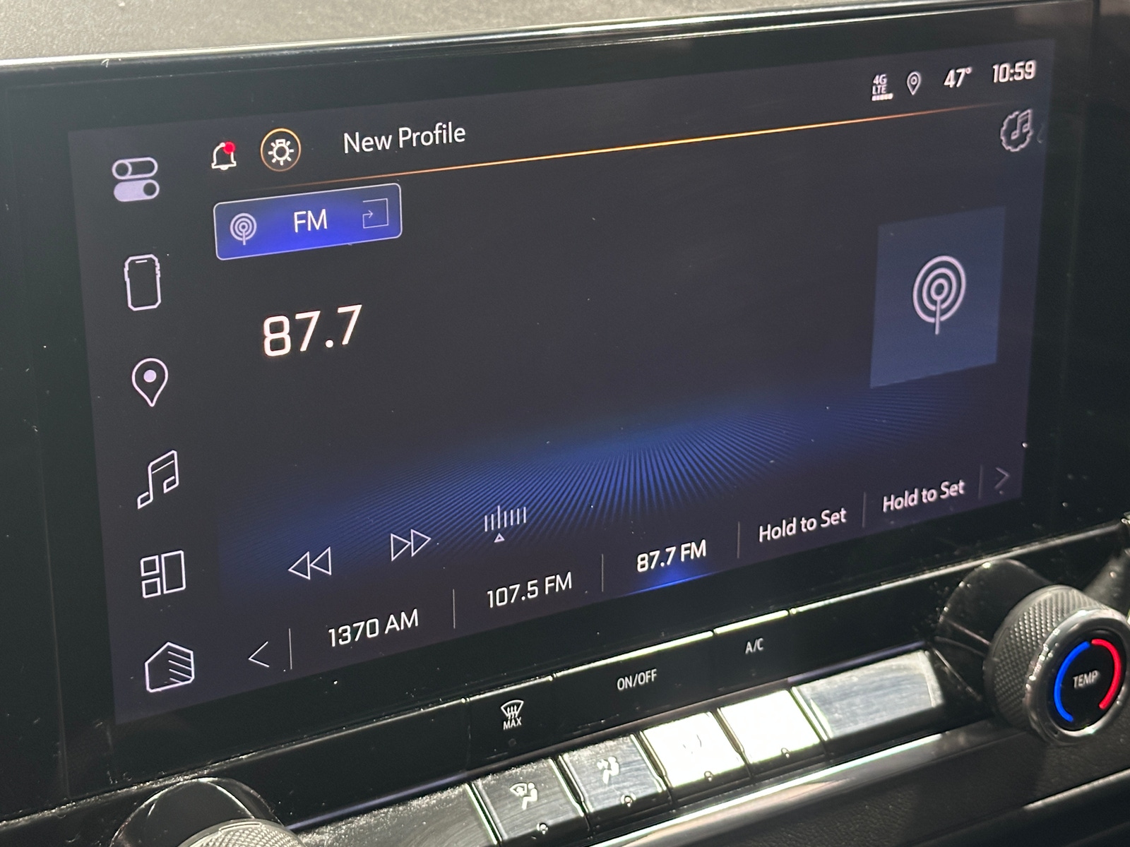 Thumbnail: 2024 Chevrolet Colorado - 4