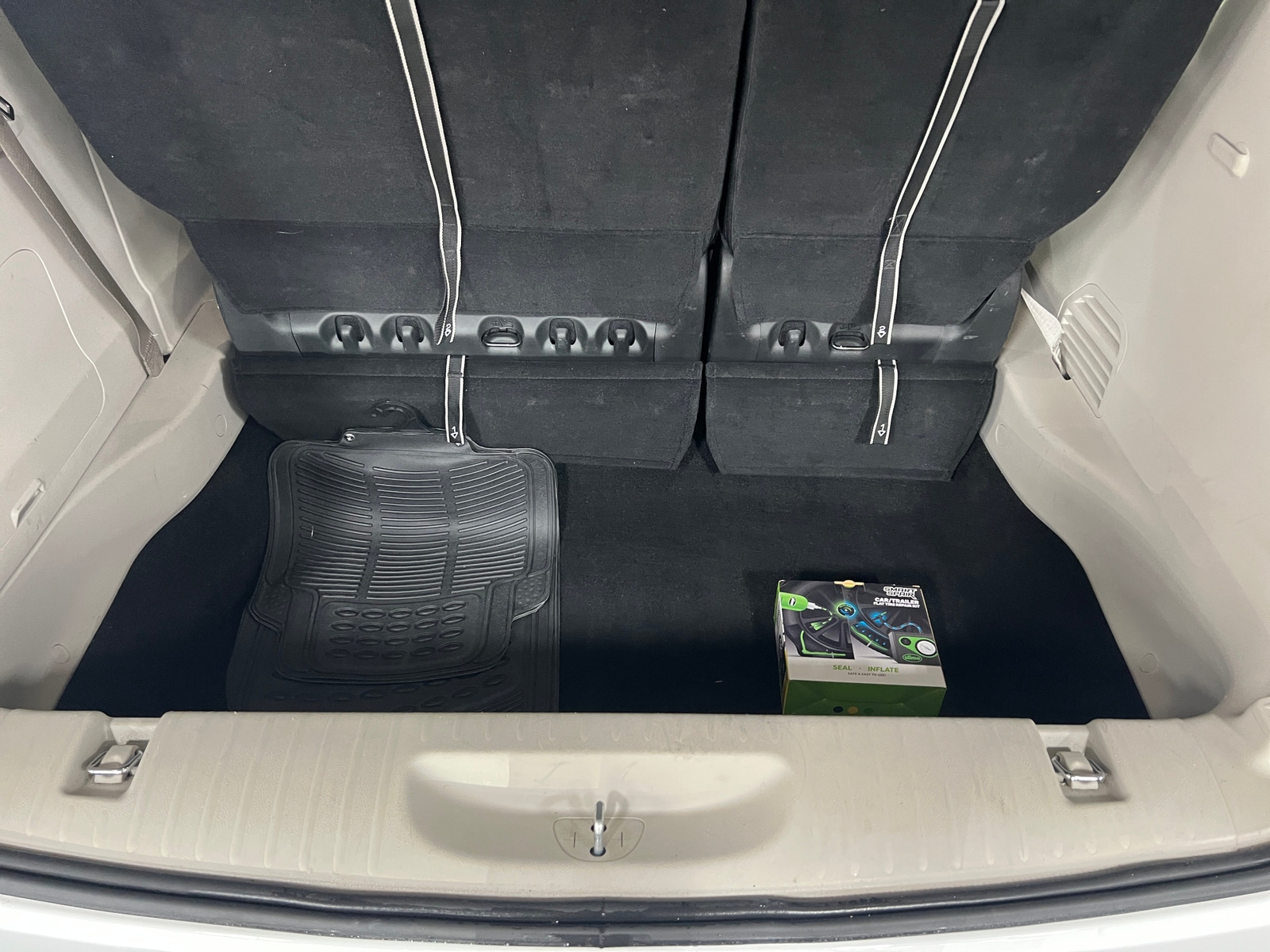 Thumbnail: 2024 Chrysler Pacifica - 6