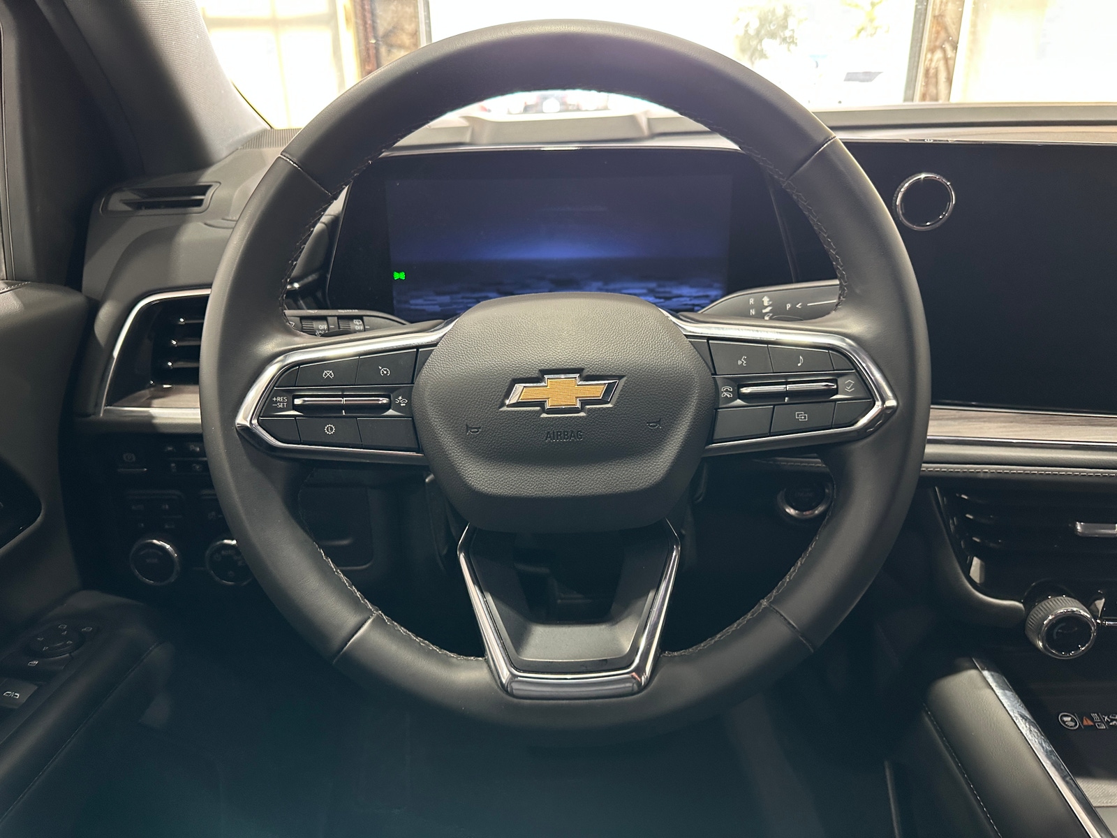 Thumbnail: 2025 Chevrolet Tahoe - 4