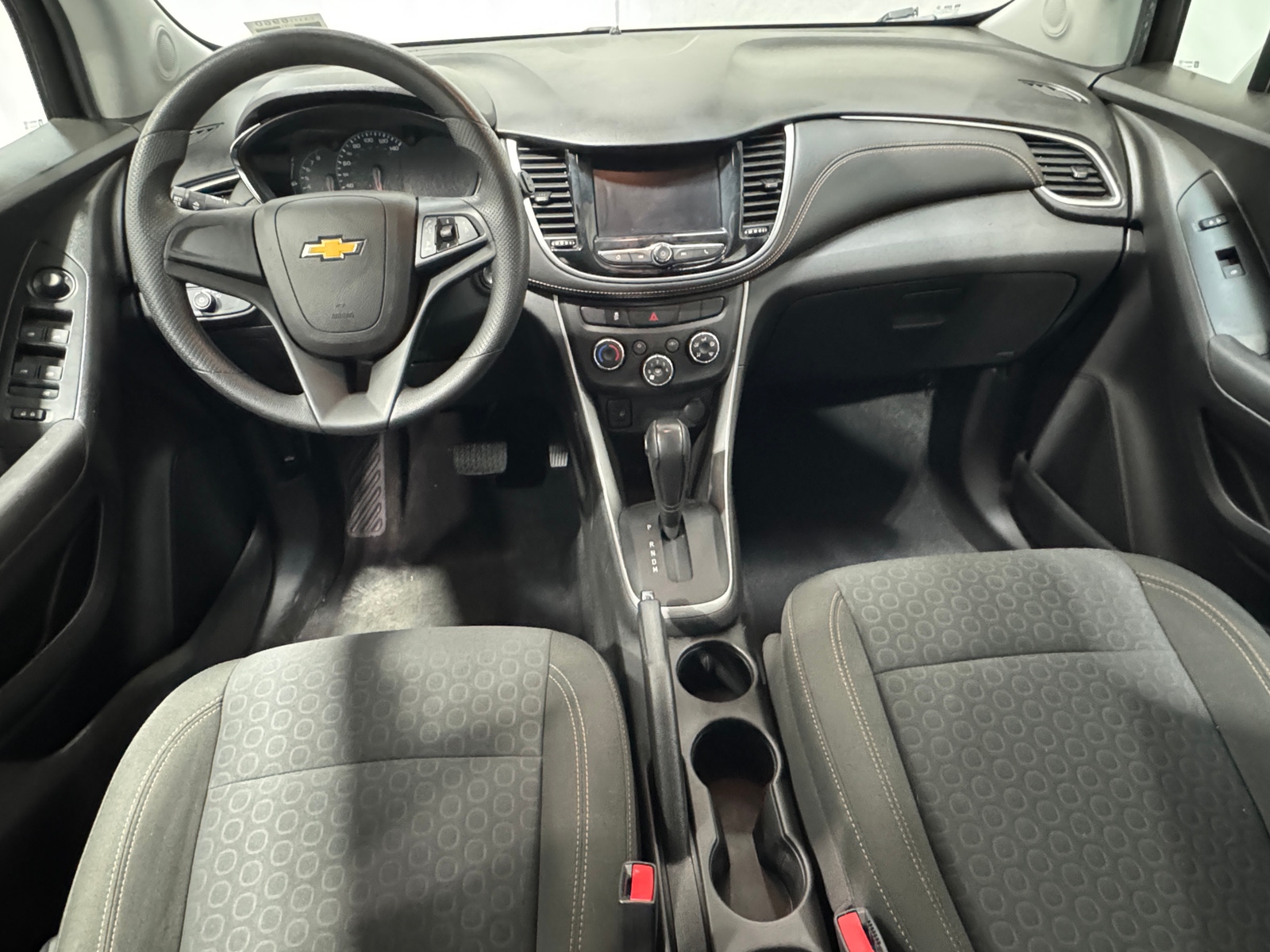 Thumbnail: 2020 Chevrolet Trax - 3