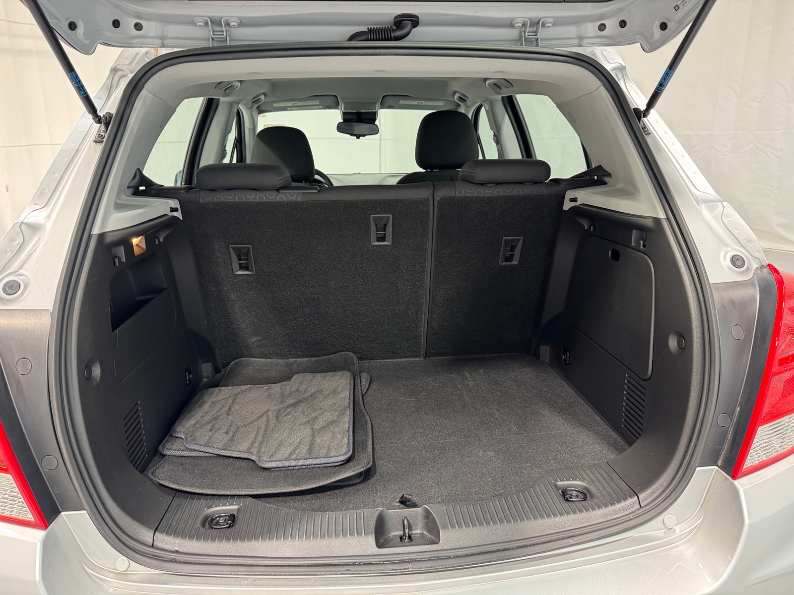 Thumbnail: 2020 Chevrolet Trax - 7