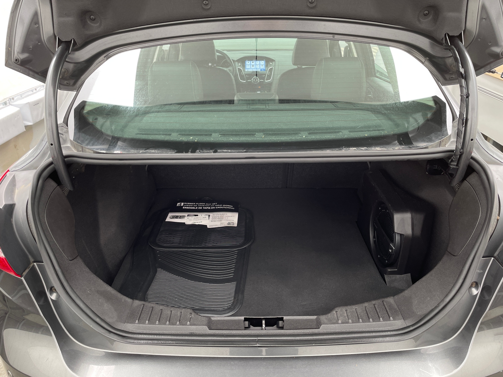 Thumbnail: 2017 Ford Focus - 6