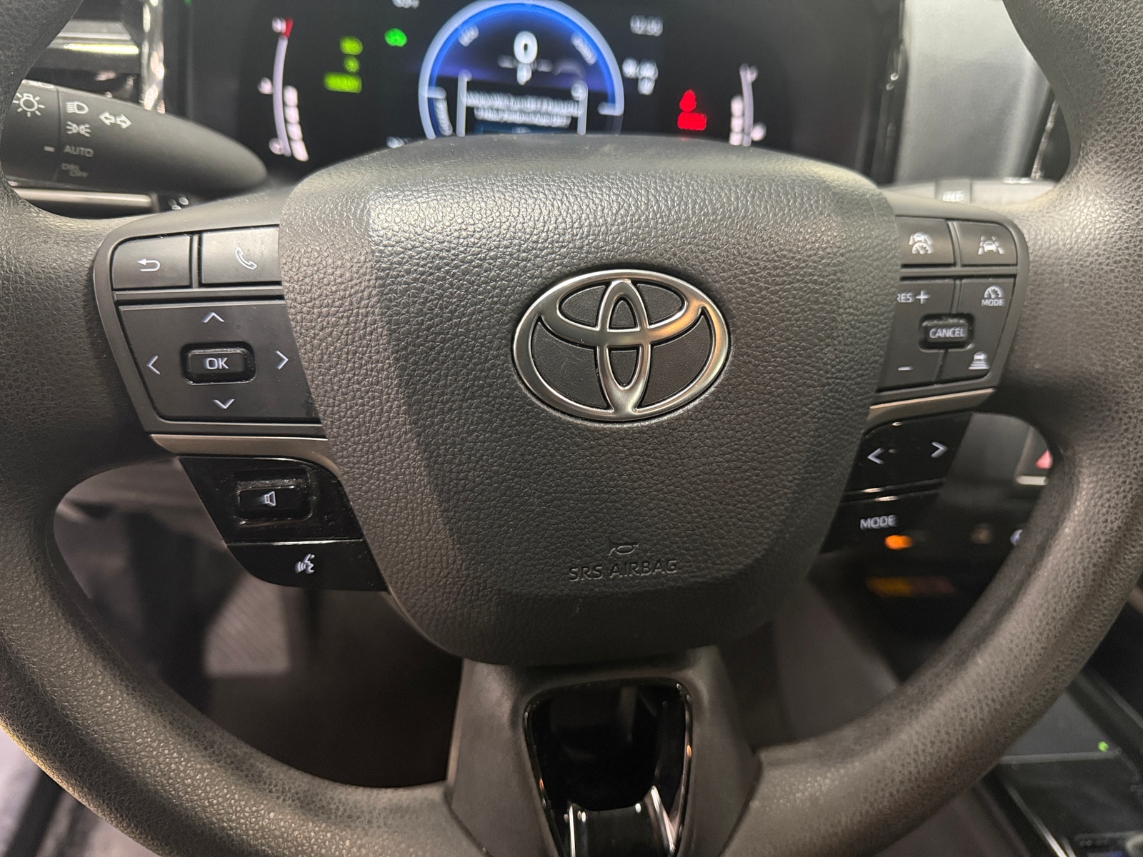 Thumbnail: 2025 Toyota Camry - 5