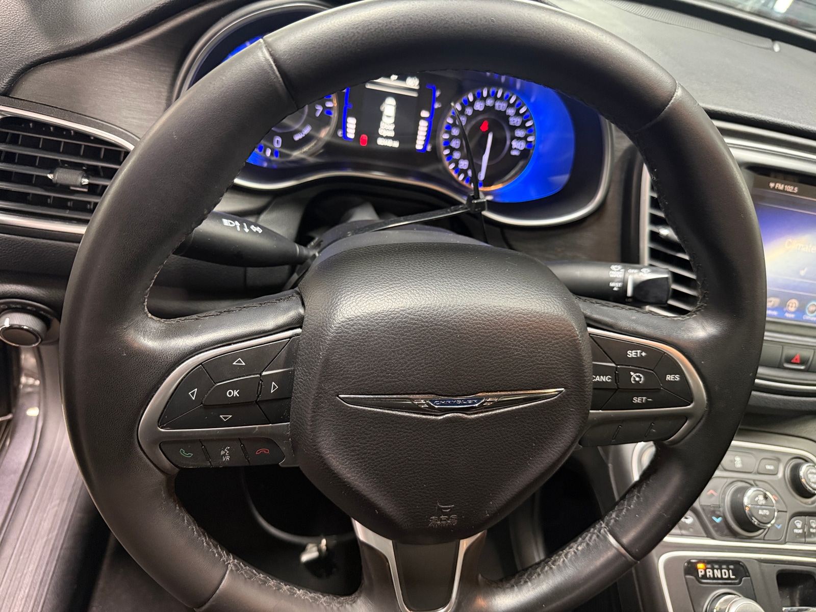 Thumbnail: 2016 Chrysler 200 - 5