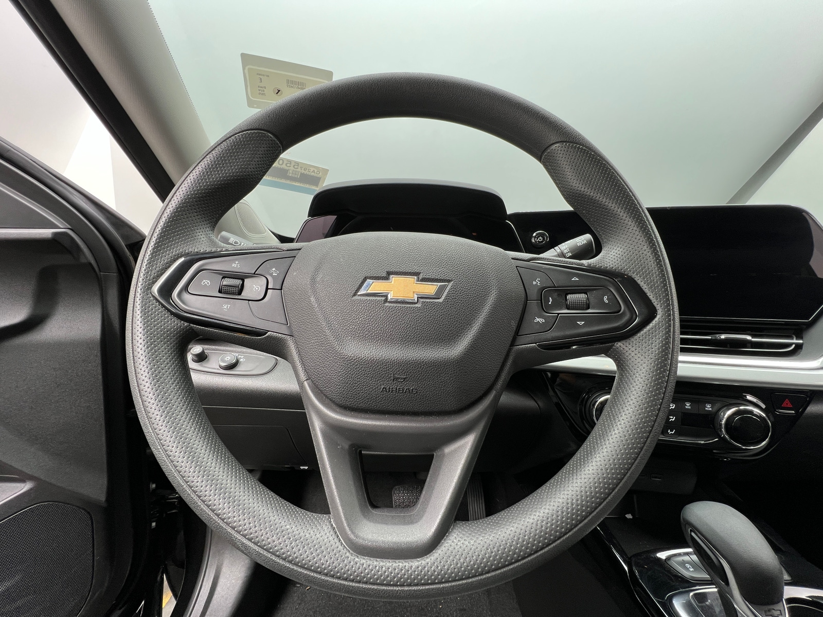Thumbnail: 2025 Chevrolet Trax - 5