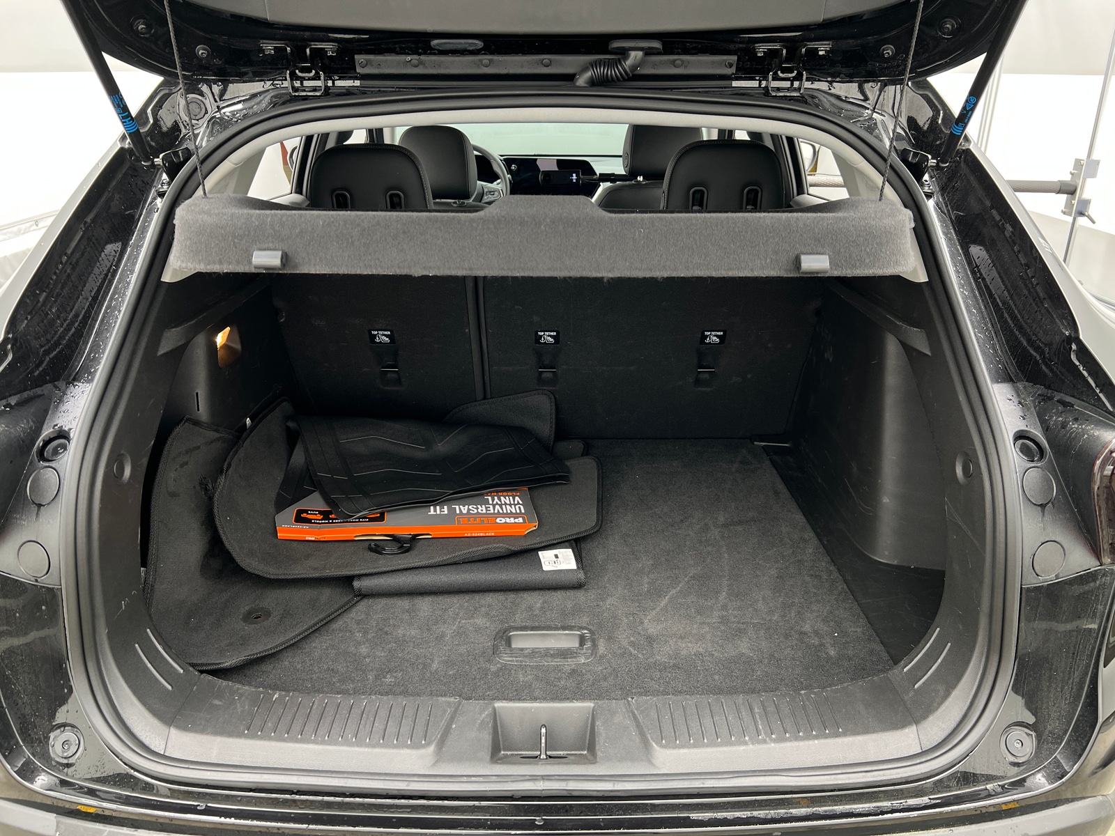 Thumbnail: 2025 Chevrolet Trax - 7