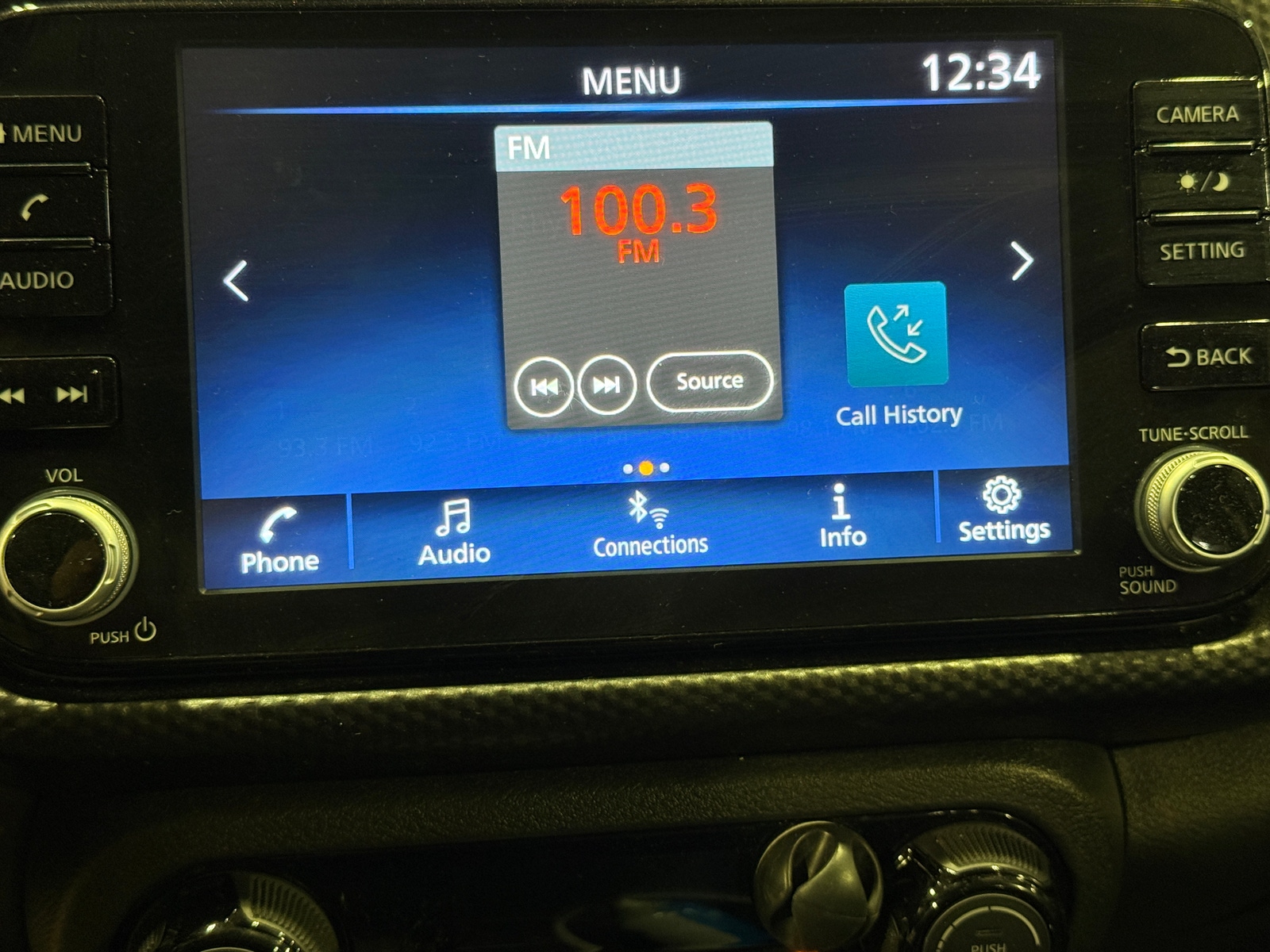 Thumbnail: 2022 Nissan Kicks - 4