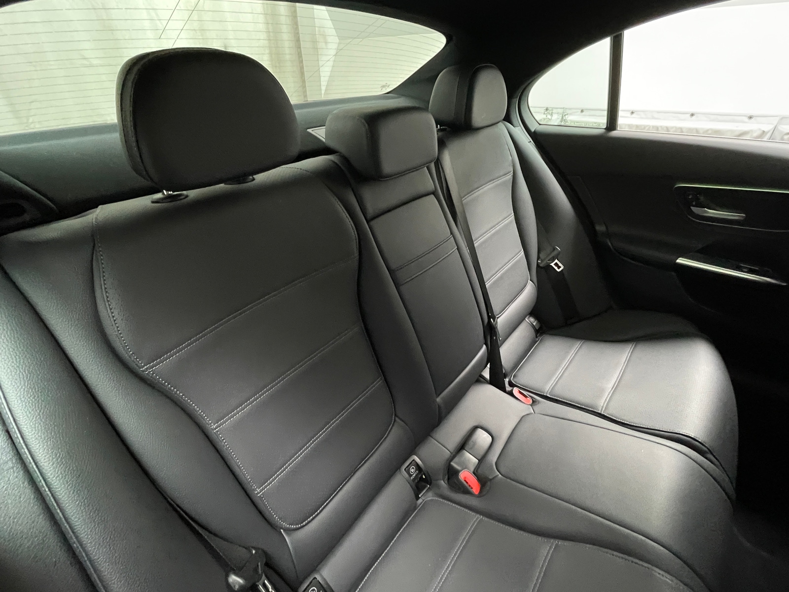 Thumbnail: 2025 Mercedes-Benz C-Class - 5