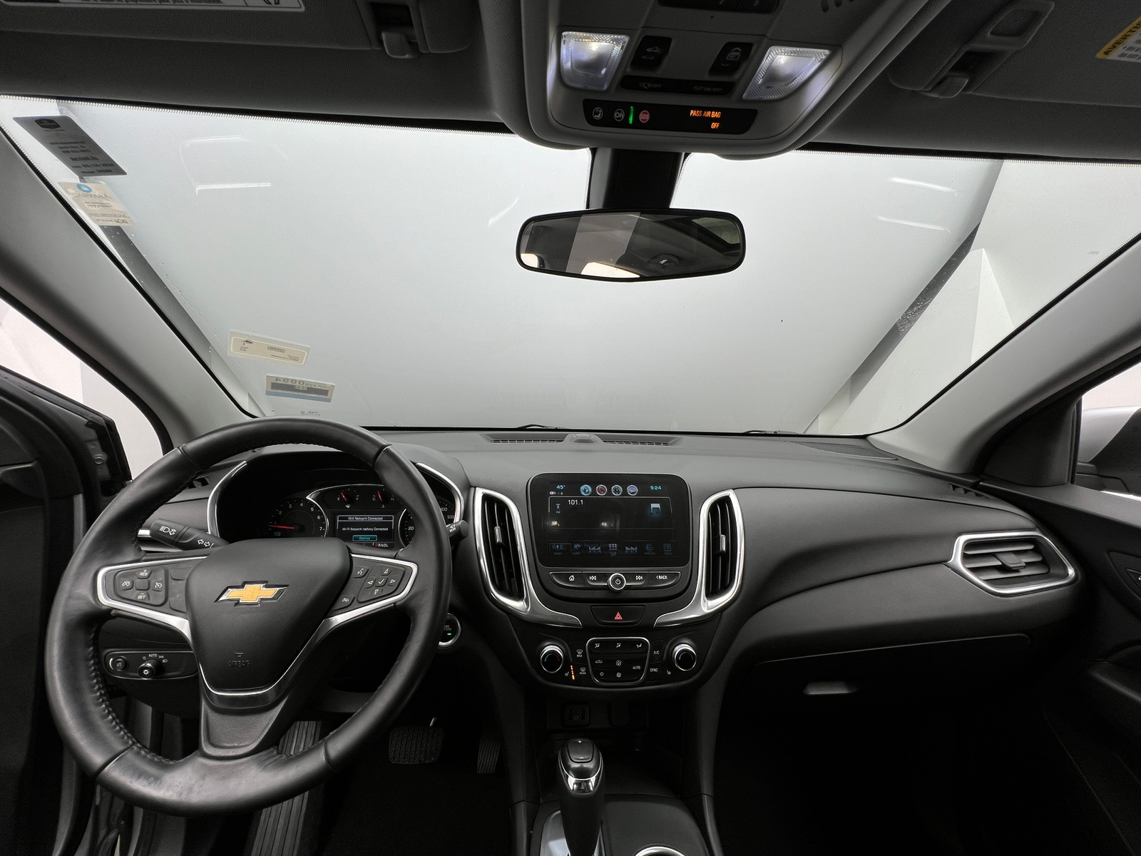 Thumbnail: 2018 Chevrolet Equinox - 3