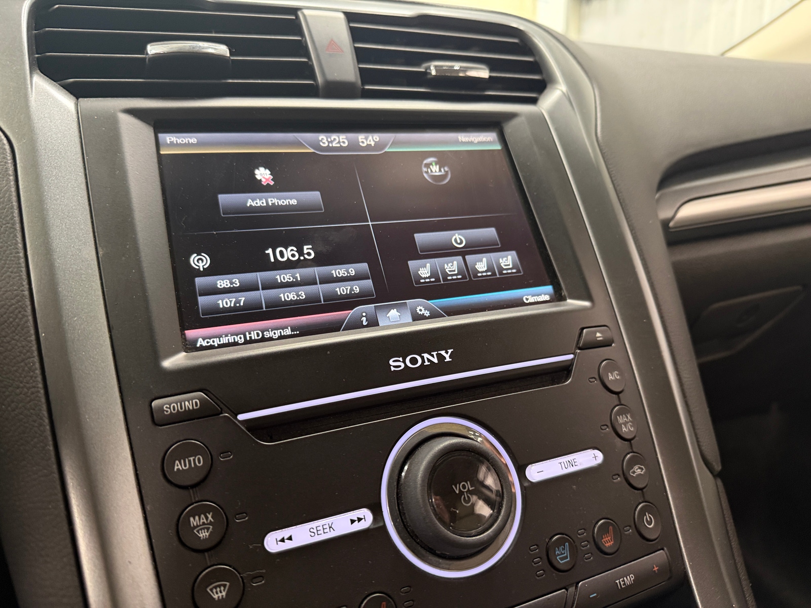 Thumbnail: 2016 Ford Fusion - 3