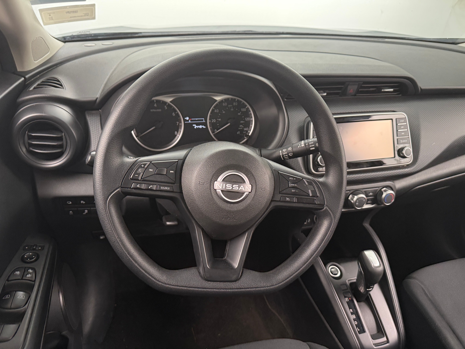 Thumbnail: 2023 Nissan Kicks - 5