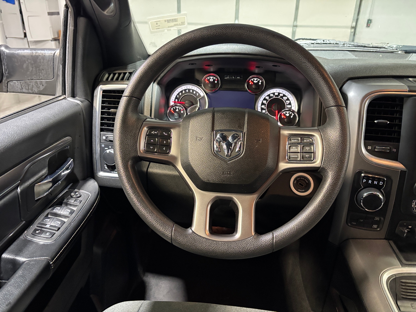 Thumbnail: 2023 RAM 1500 Classic - 5