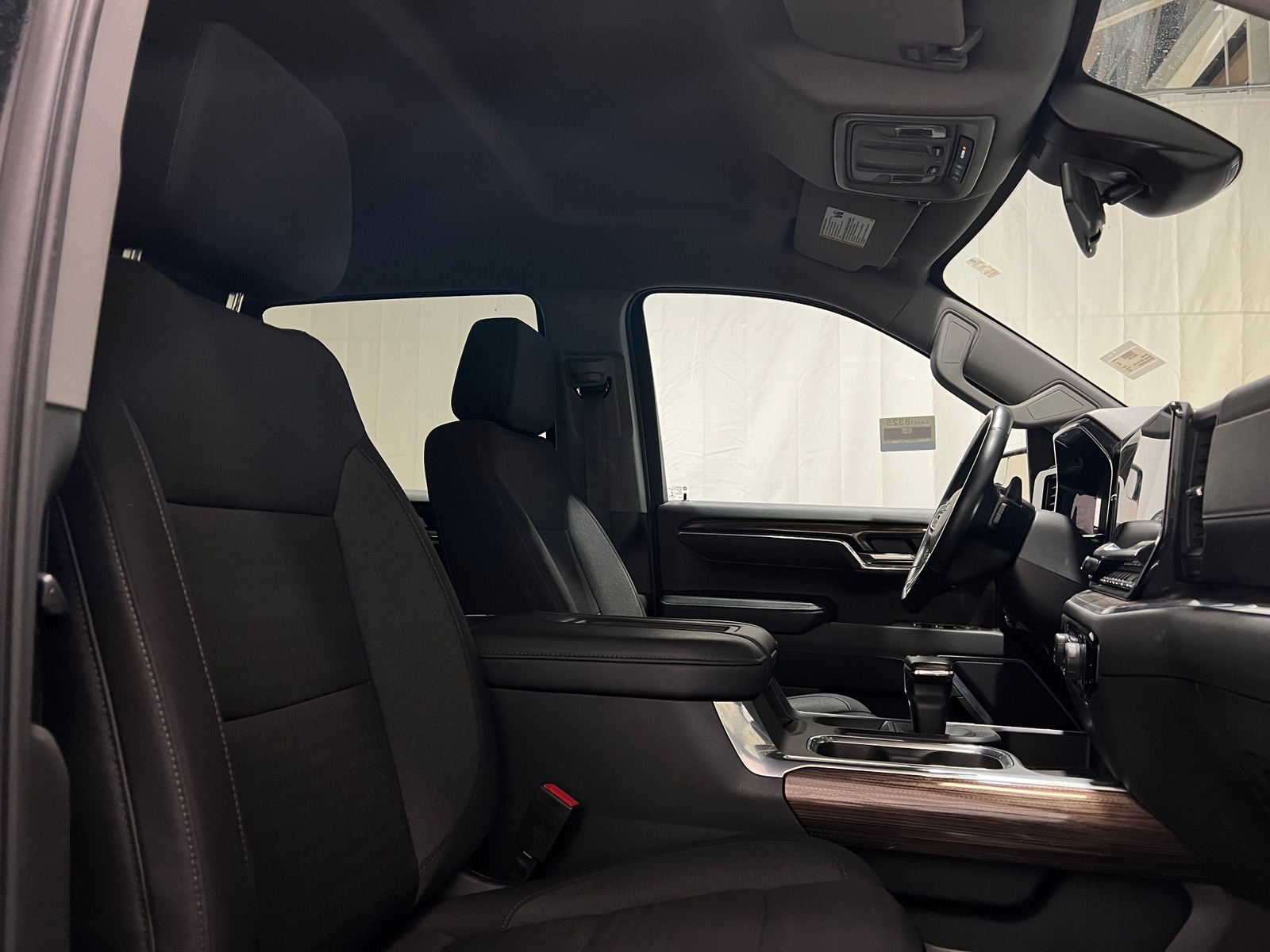 Thumbnail: 2022 Chevrolet Silverado 1500 - 2