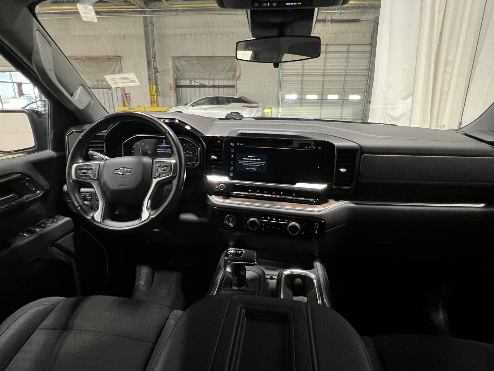 Thumbnail: 2022 Chevrolet Silverado 1500 - 3