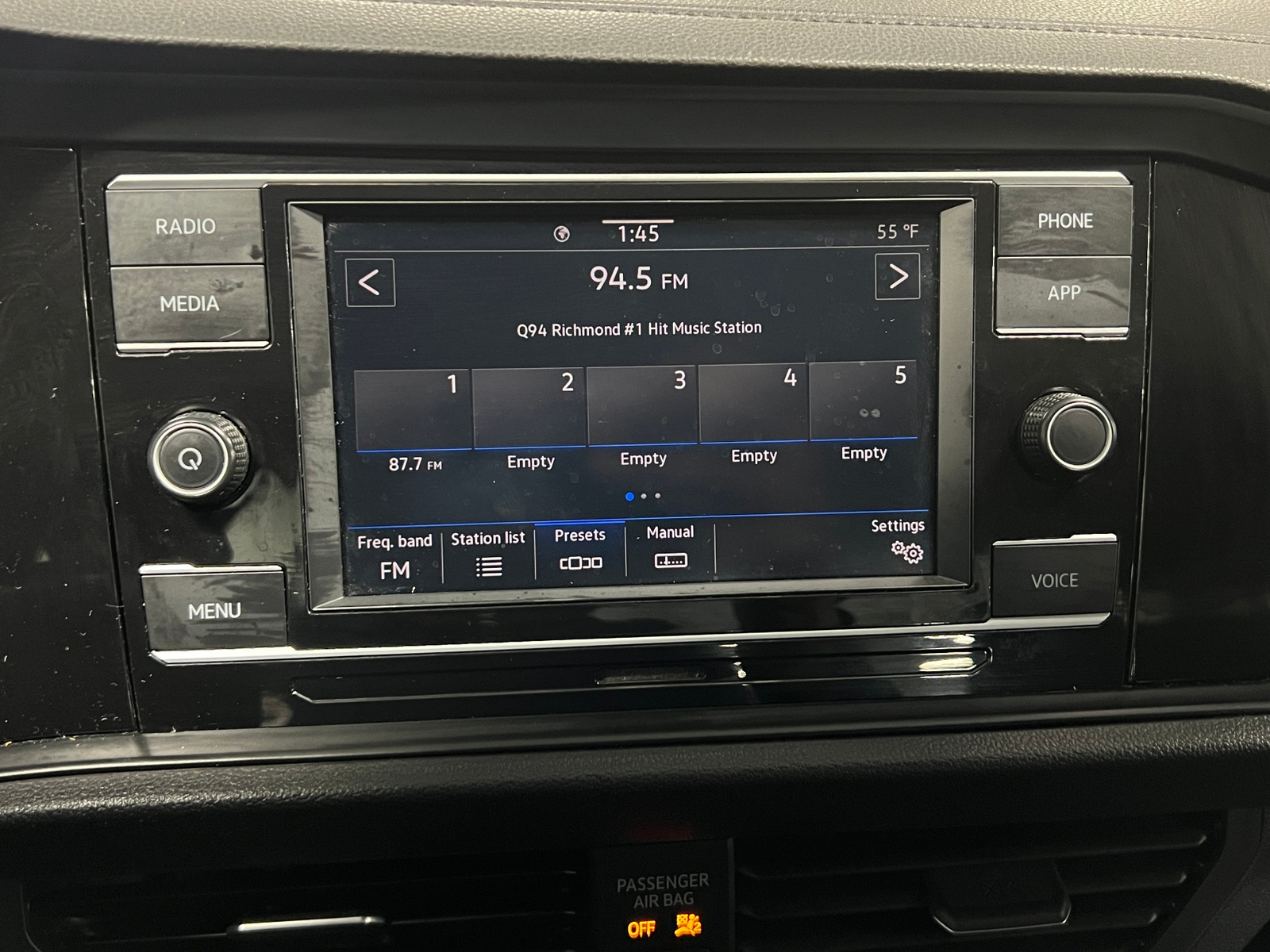 Thumbnail: 2021 Volkswagen Jetta - 4