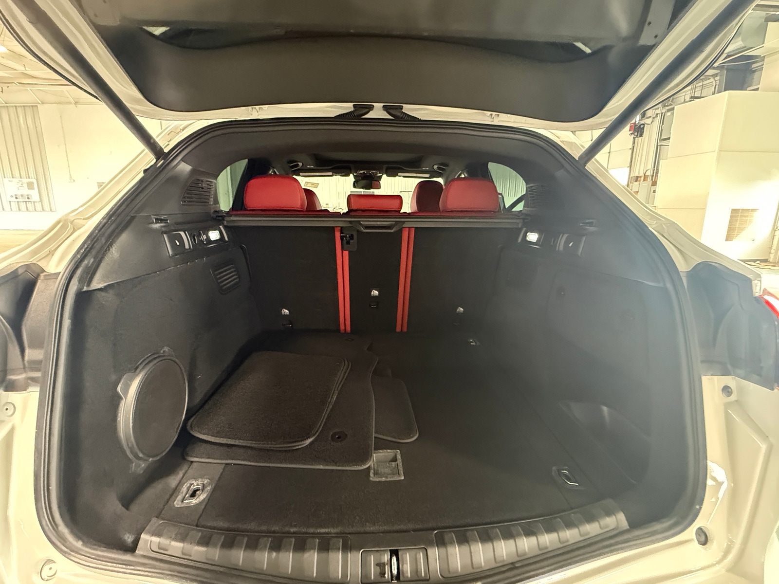 Thumbnail: 2020 Alfa Romeo Stelvio - 6