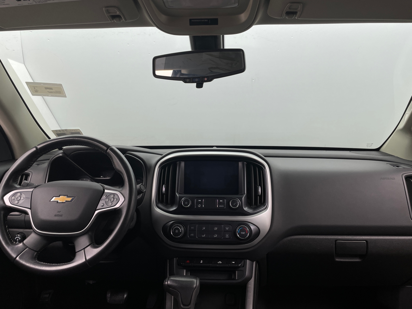 Thumbnail: 2020 Chevrolet Colorado - 3