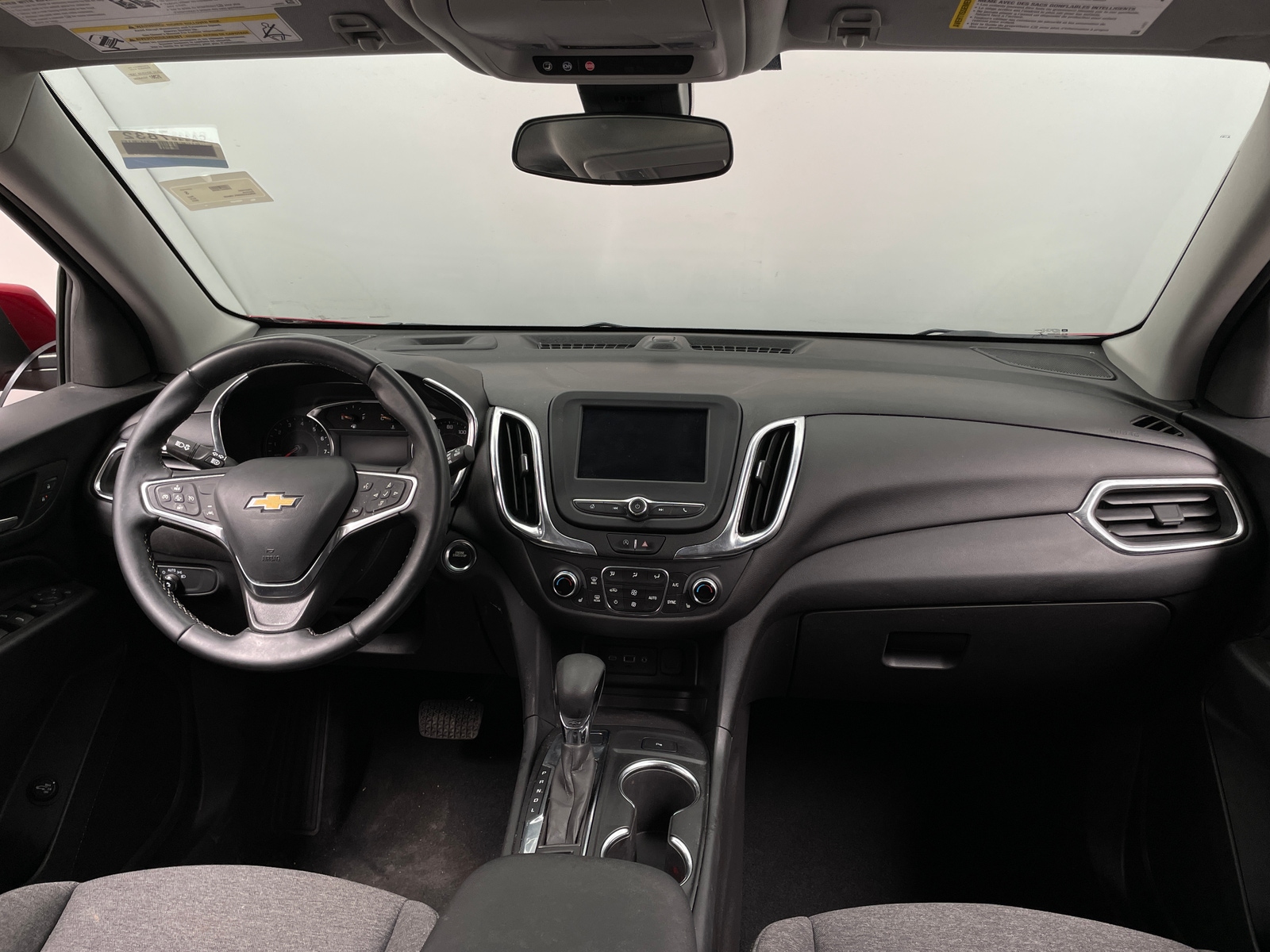 Thumbnail: 2023 Chevrolet Equinox - 3