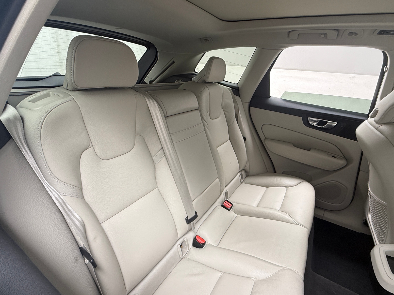 Thumbnail: 2020 Volvo XC60 - 5