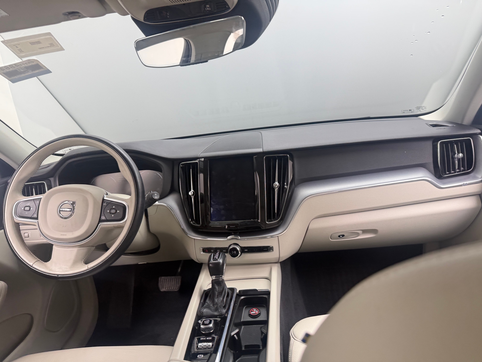 Thumbnail: 2020 Volvo XC60 - 2