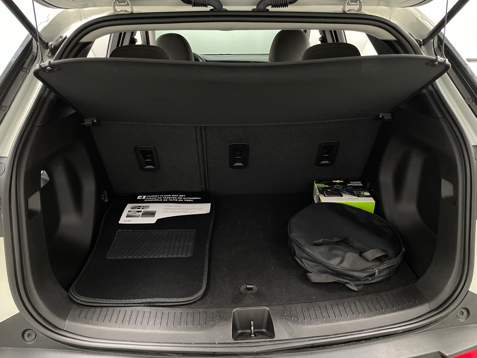 Thumbnail: 2023 Chevrolet Bolt EUV - 7