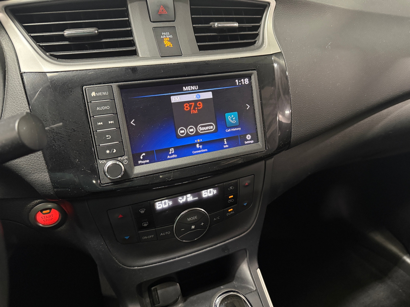 Thumbnail: 2019 Nissan Sentra - 4