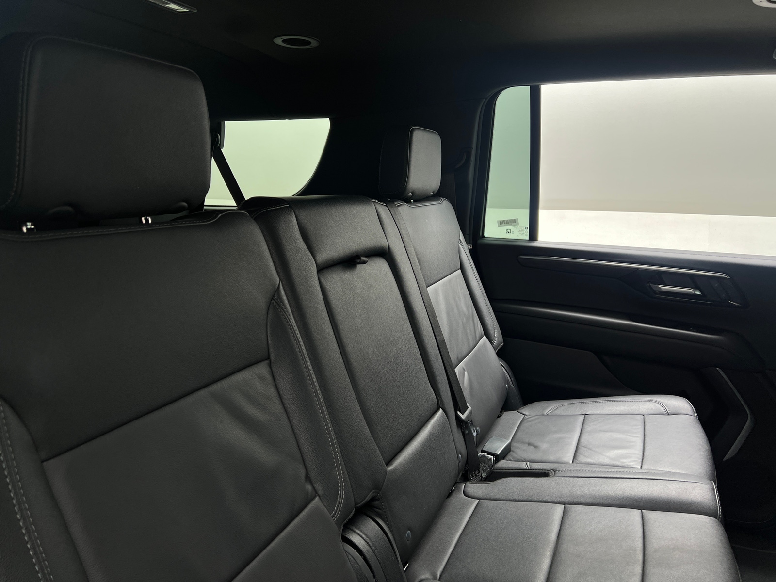 Thumbnail: 2025 Chevrolet Suburban - 5