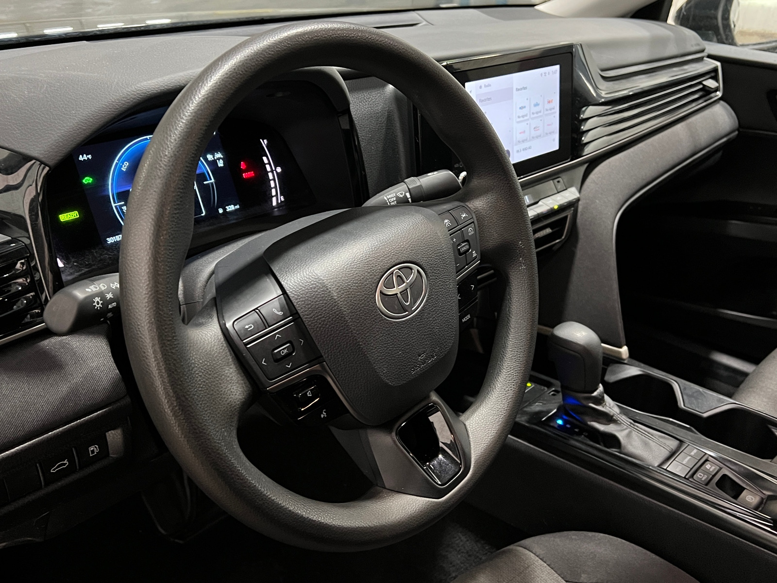 Thumbnail: 2025 Toyota Camry - 5