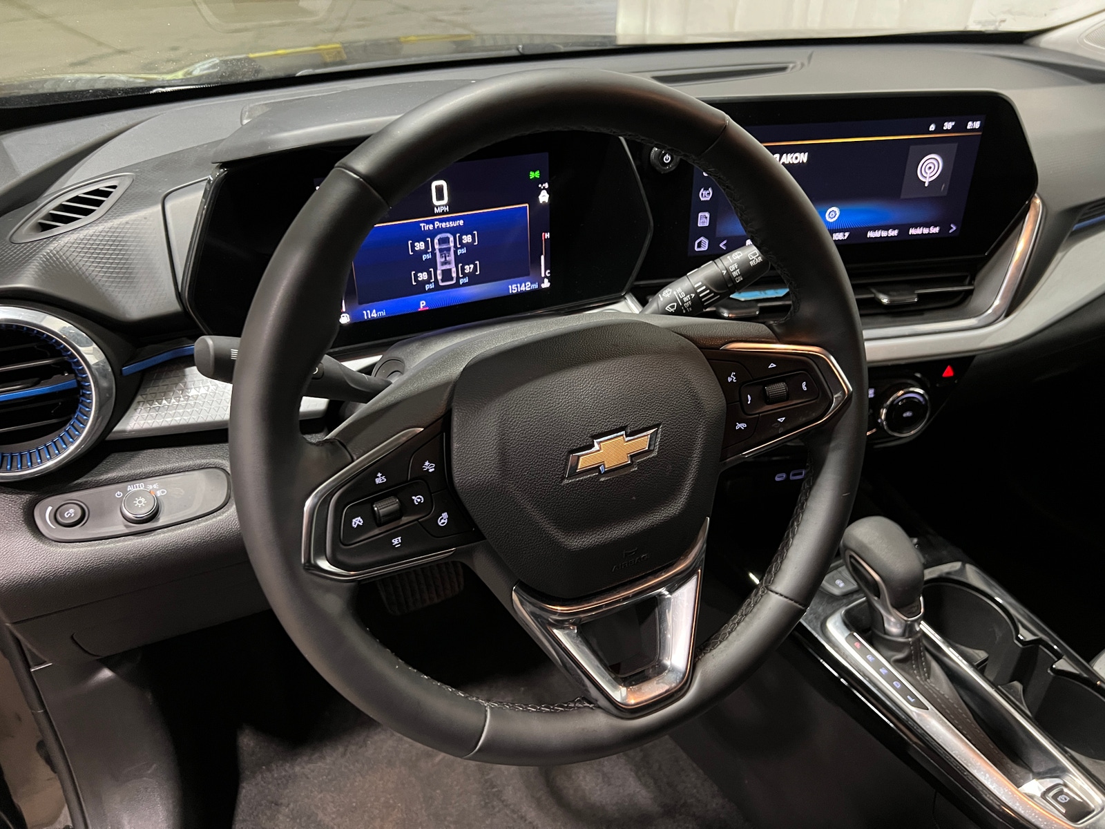 Thumbnail: 2025 Chevrolet Trax - 5