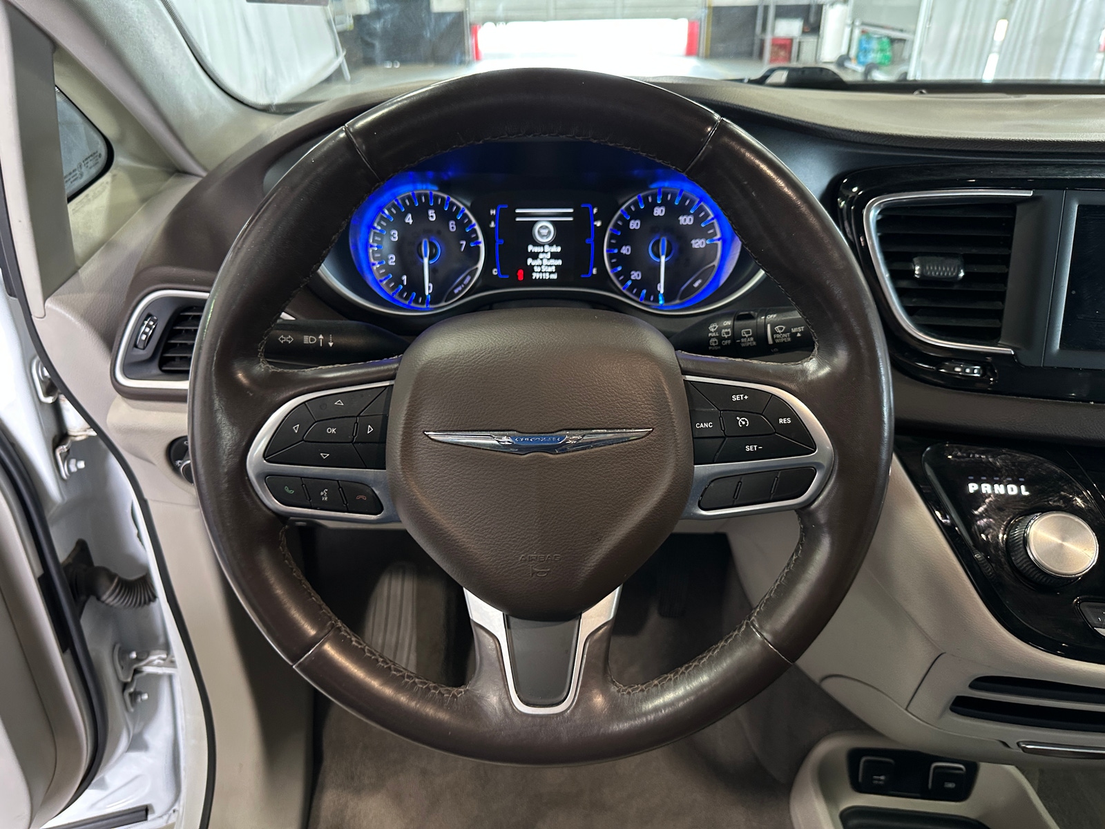 Thumbnail: 2020 Chrysler Pacifica - 4