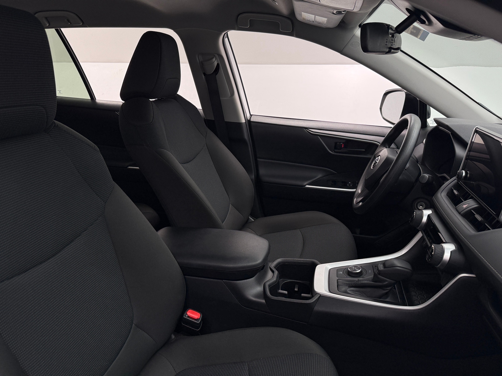 Thumbnail: 2025 Toyota RAV4 - 2