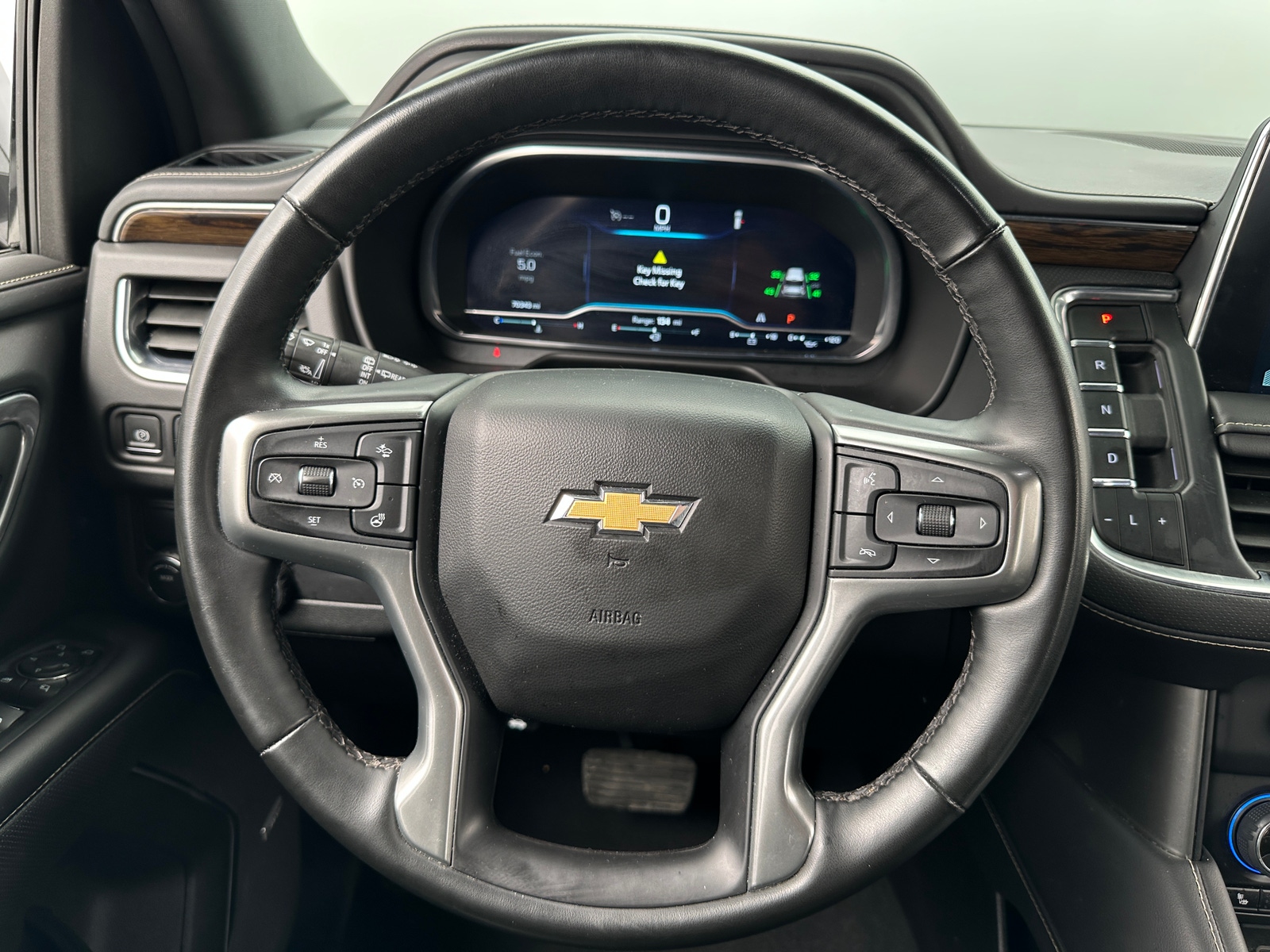 Thumbnail: 2023 Chevrolet Suburban - 4