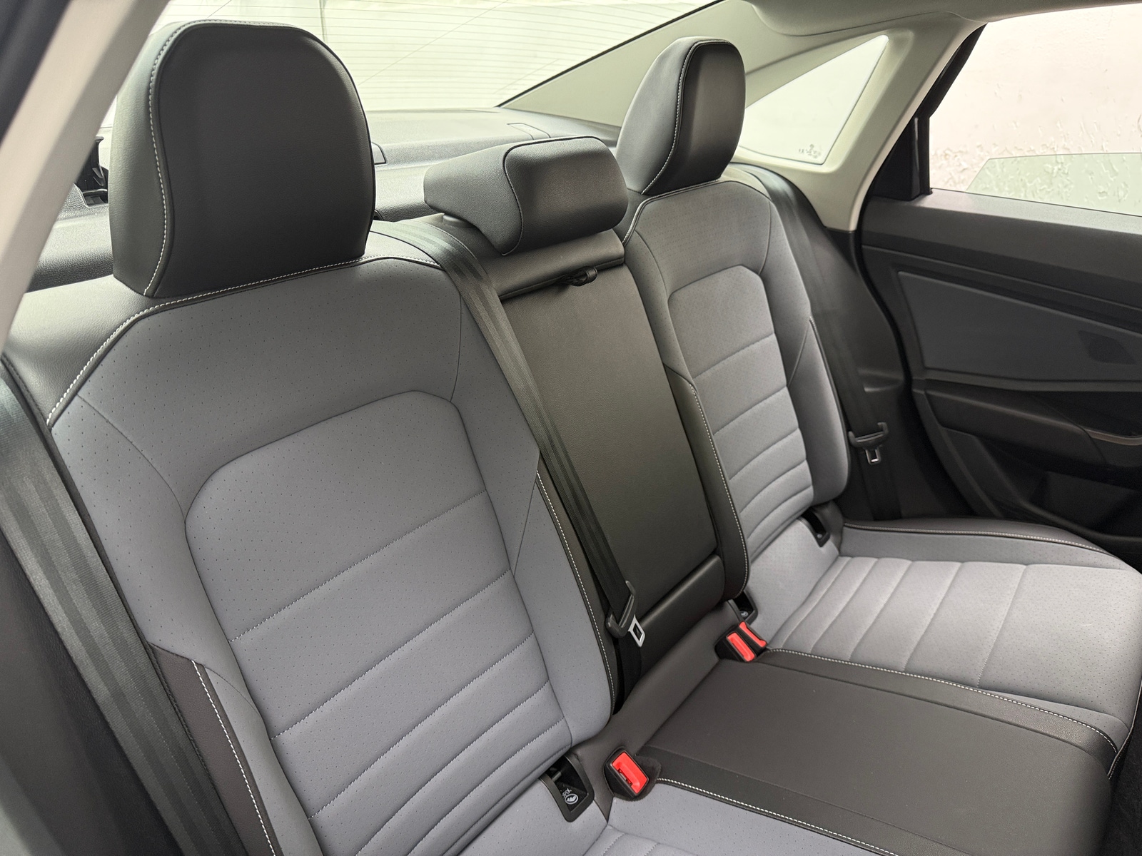 Thumbnail: 2025 Volkswagen Jetta - 5