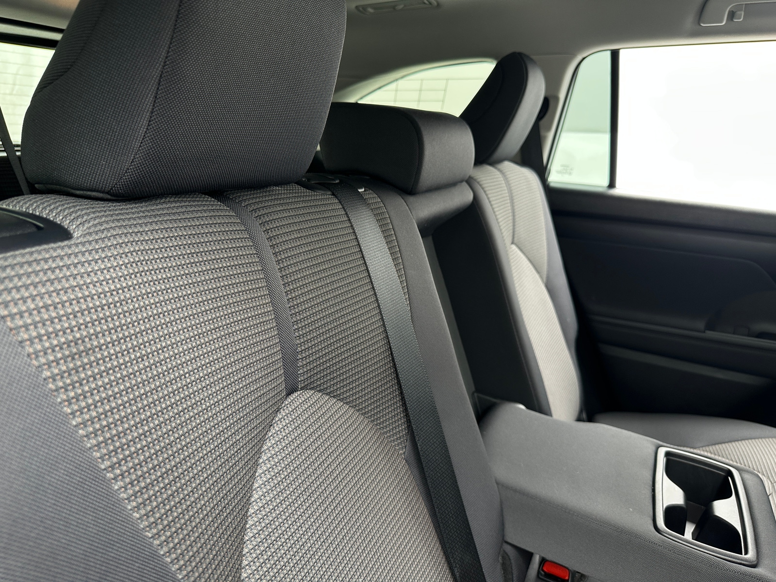 Thumbnail: 2025 Toyota Highlander - 6